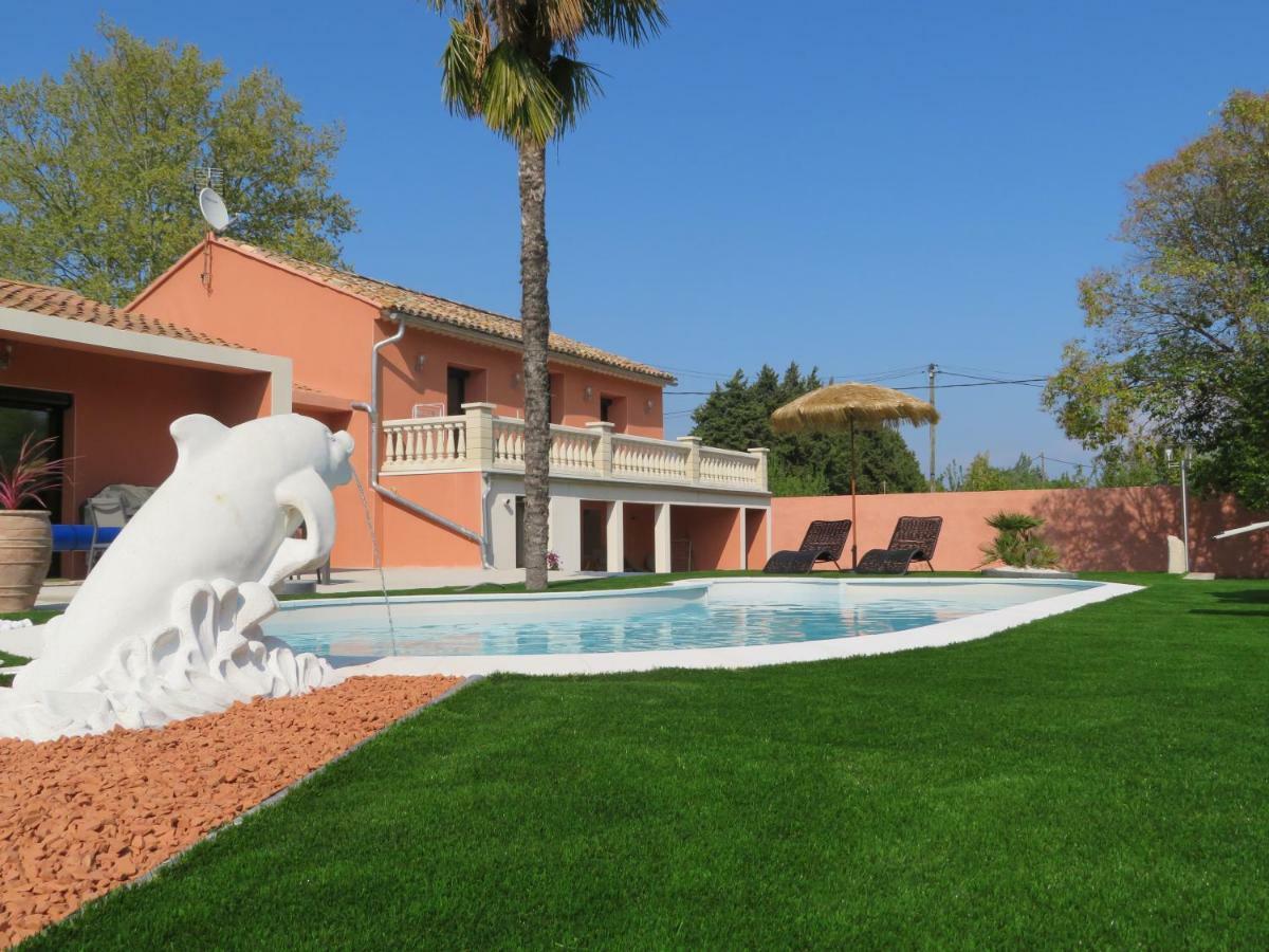 Maison 4 Etoiles Et Studio 3 Etoiles Independants Avec Piscine LʼIsle-sur-la-Sorgue Buitenkant foto